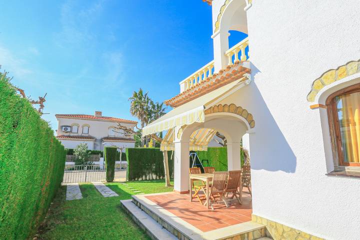 El Bosque 32 in Miami Platja, Montroig