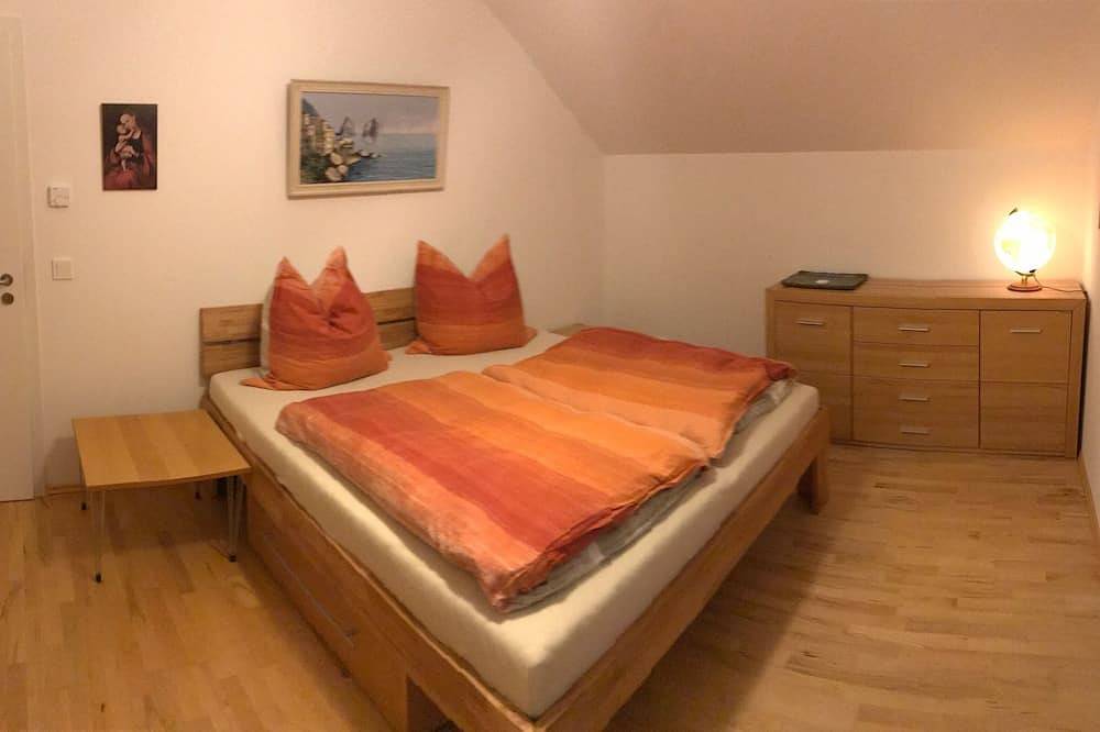 Ganze Wohnung, Ferienwohnung Kitzhalde - Ruhe, Sonne und Gelassenheit auf dem Dorf in Altusried, Bayerisch Schwaben
