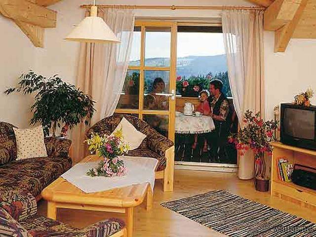Ferienwohnung für 4 Personen, mit Balkon und Balkon/Terrasse sowie Terrasse und Garten in Neuschönau