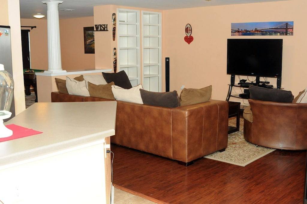 Ganze Haus 10 Betten. Freunde und Familie zu Hause. in Pflugerville, Travis County