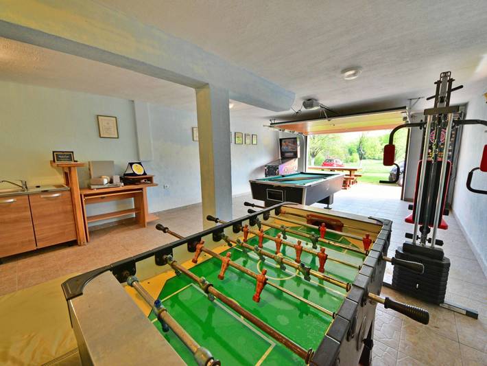 Ferienhaus für 5 Personen, mit Garten und Ausblick sowie Terrasse in Kroatien - 2