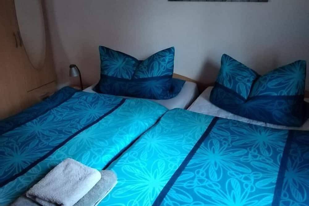 Ganze Wohnung, Urlaub pur in unserer \"See-Ferienwohnung 4\" direkt am Möhlauer See. Unsere größte Wohnung verfügt über ca. 85 qm Wohnfläche in Gräfenhainichen, Dessau-Wörlitzer Gartenreich