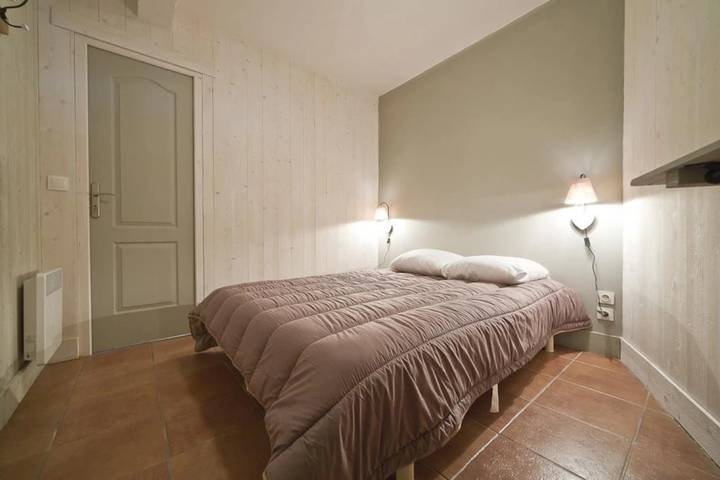 Location de vacances pour 10 personnes, avec sauna ainsi que bassin pour enfant et jacuzzi à Saint-Sozy - 4