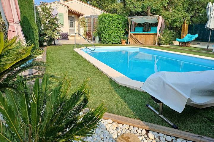 Villa pour 10 personnes, avec jardin et jacuzzi - 1