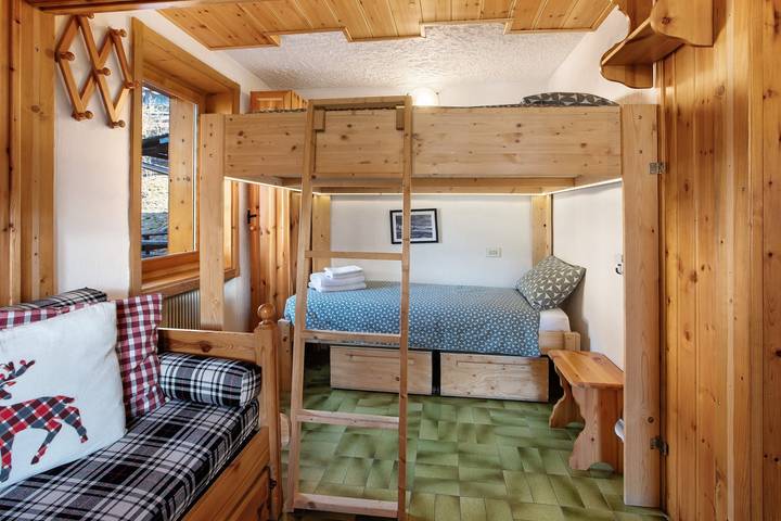 Ferienhaus 'Nido Alpino Terme E Sport - Bormio' mit Bergblick, Gemeinschaftsgarten und Wi-Fi in Molina (Valdidentro), Valdidentro
