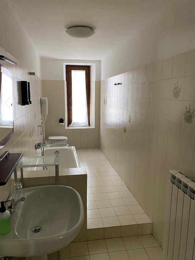 Gîte pour 2 personnes, avec vue et balcon, animaux acceptés à San Giovanni Bianco - 4