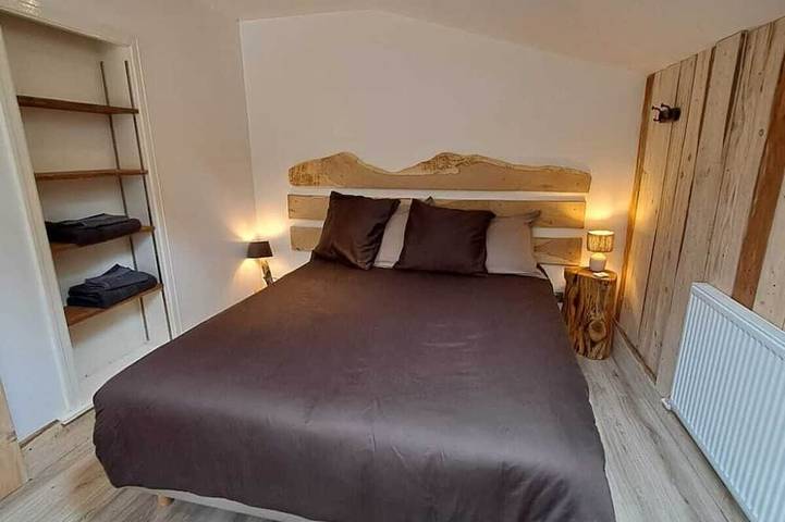 Location de vacances pour 10 personnes, avec jardin et terrasse à Prat - 2