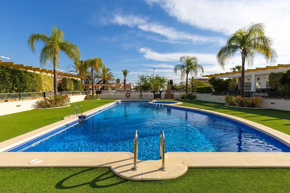 Apartamento para 6 Personas en Mil Palmeras, Costa Blanca