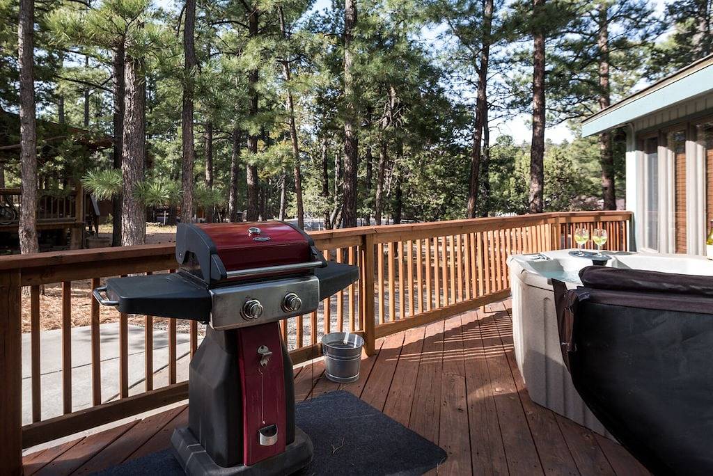 Alto Chalet, 3 Schlafzimmer, Schlafmöglichkeiten für 6, Whirlpool, Medienraum, Whirlpool in Alto, Ski Apache