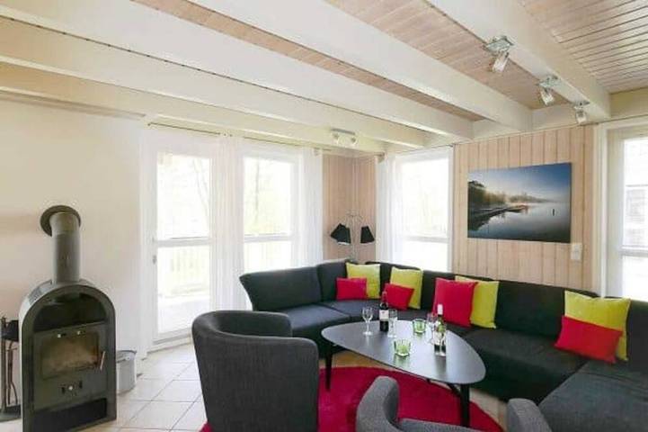 Ferienwohnung für 14 Personen, mit Sauna und Balkon sowie Whirlpool und Garten in Bad Saarow - 4