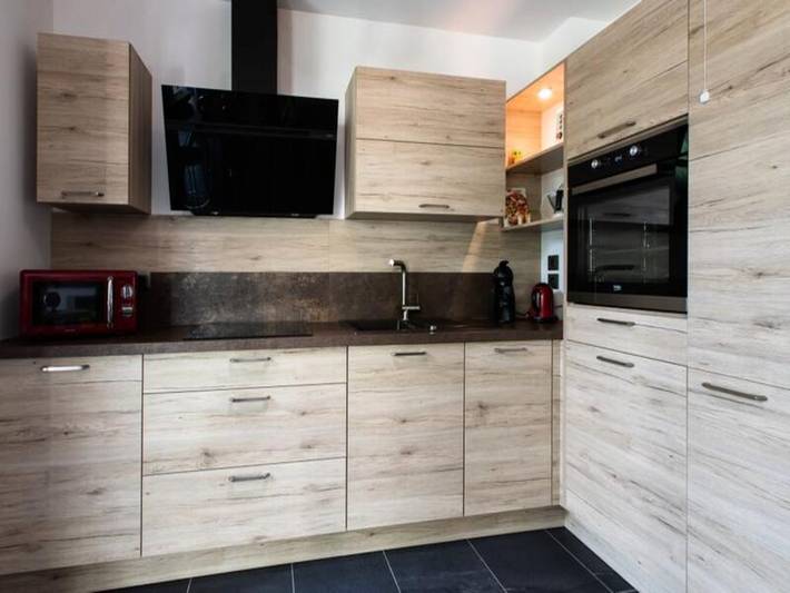 Gîte pour 6 personnes, avec piscine ainsi que terrasse et jardin, adapté aux familles dans Port du Mourre-Rouge