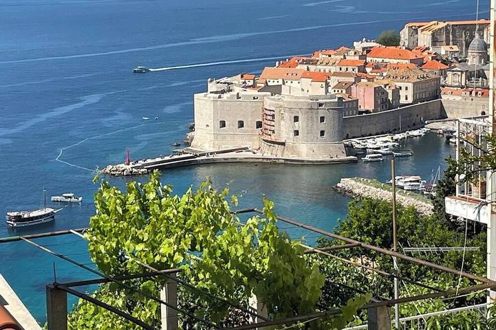Ferienwohnung für 2 Personen, mit Terrasse und Garten in Grad Dubrovnik