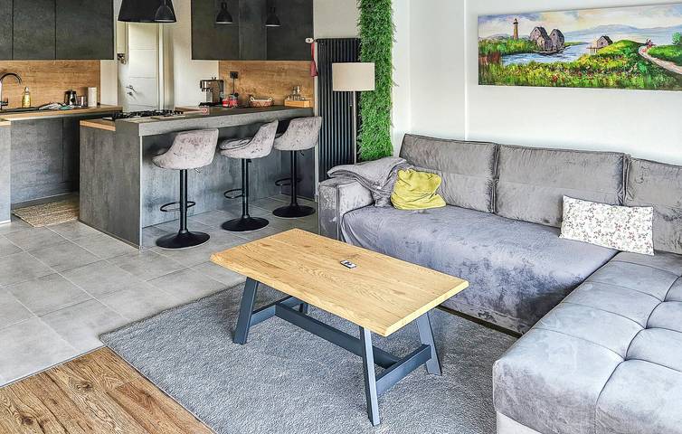 Modernes Apartment mit Pool und Terrasse, 2 km vom Fluss Lonja entfernt in Zagreb und Umgebung