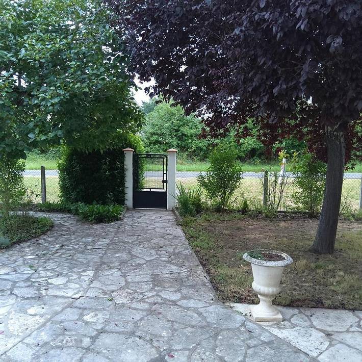 Location de vacances pour 4 personnes, avec vue et jardin à Coufouleux - 3