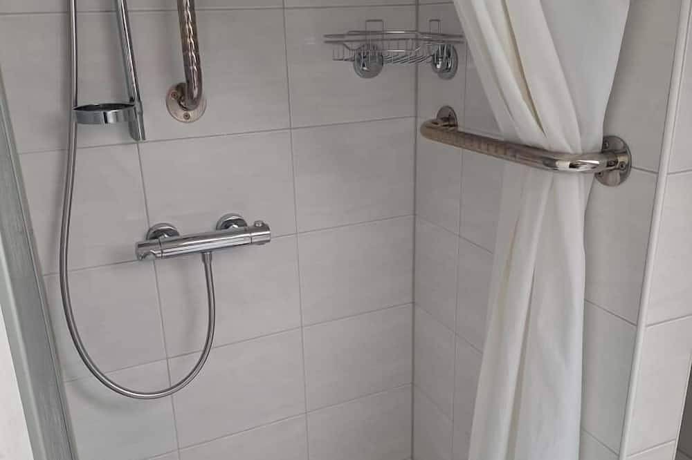 Ganze Wohnung, Neu! Ferienwohnung Kräft Zetel in Zetel, Südliche Nordseeküste