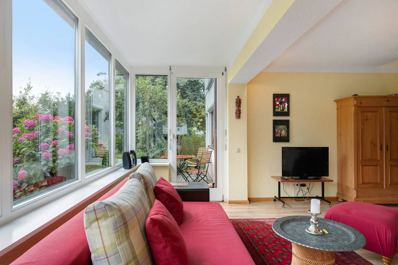 Ganze Wohnung, Ferienwohnung 'Kneissler' mit Bergblick, privater Terrasse und Wi-Fi in Suedlicher Schwarzwald, Oberried