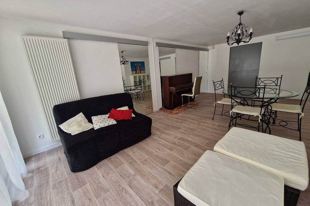 Apartamento entero, Dépendance à Louer : le Vésinet 10 minutes from the train station in Le Vésinet, Yvelines
