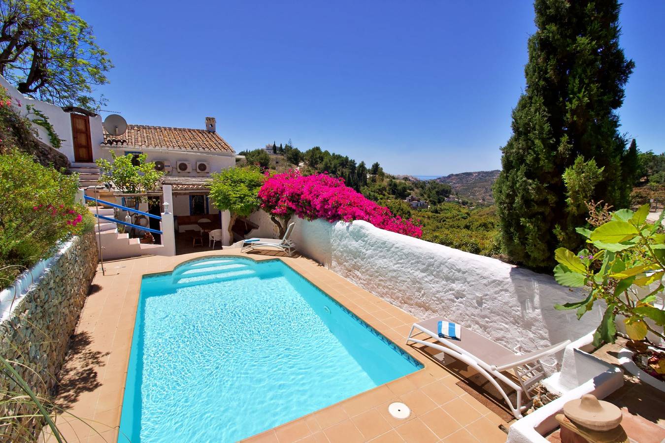 Villa pour 4 personnes avec jardin in Frigiliana Road, Frigiliana