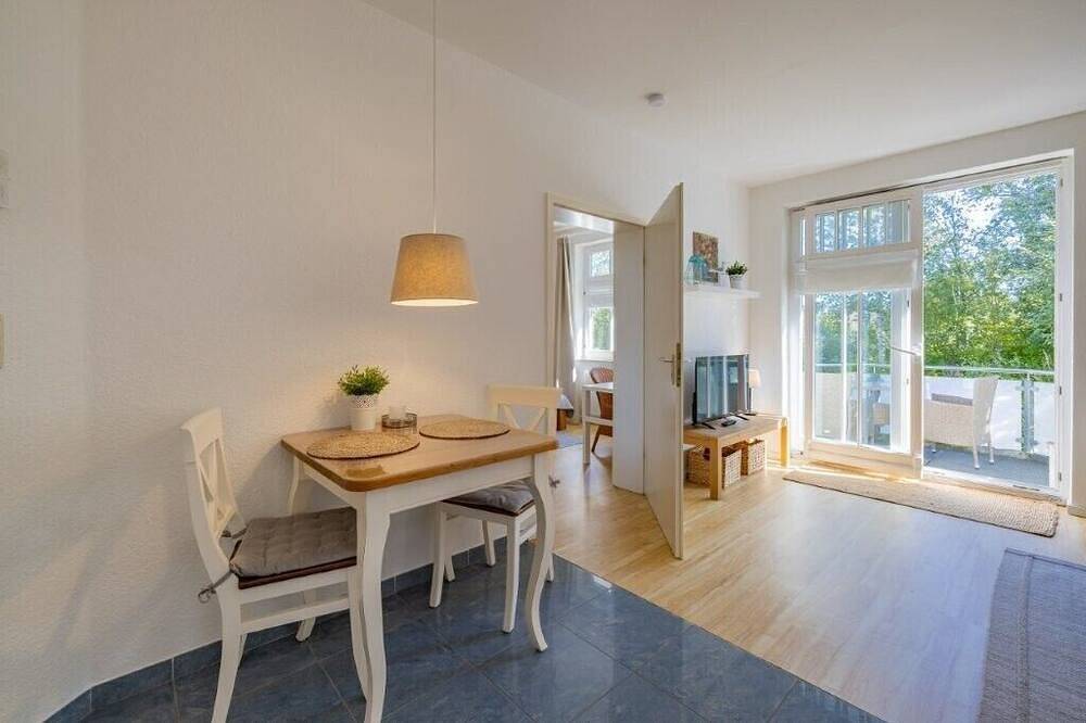 Ganze Wohnung, Gemütliche Ferienwohnung mit Balkon in Scharbeutz, Ostholstein