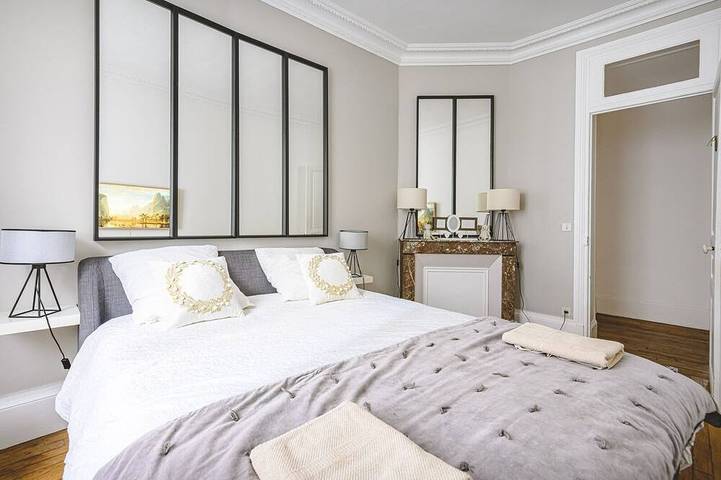 Appartement entier, Jardin Privatif  ! 84 m2 pied de la Cathedrale Reims emplacement exceptionnel ! in Reims, Marne