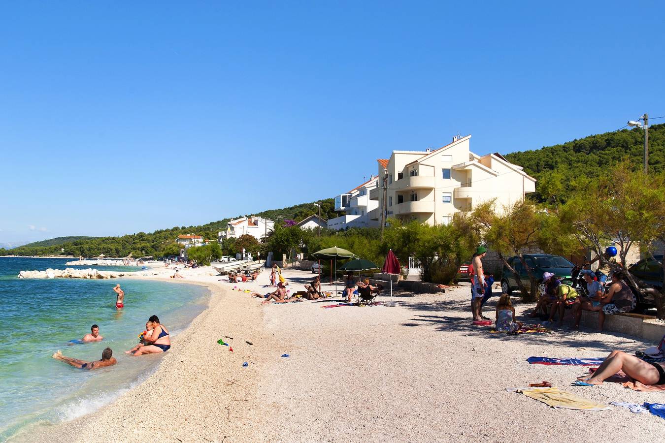 Ganze Wohnung, 2-Zimmer-Ferienwohnung am Strand Slatine, Ciovo A-1139-c in Slatine, Ciovo