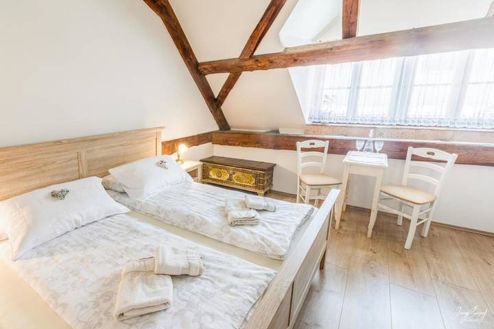 Hôtel pour 4 personnes, avec terrasse et vue