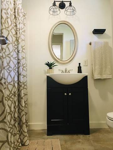 Log Cabin for 2 Guests in Louisiana, USA, Picture 1