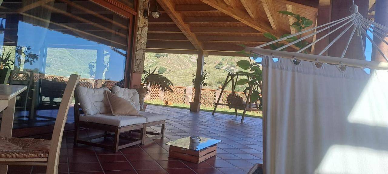 King Room with Sea View in Gallodoro, Province de Messina