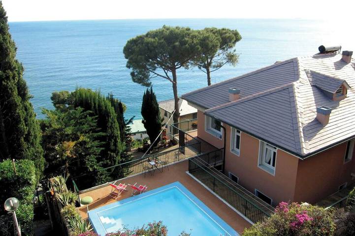 Villa per 7 persone, con terrazza in Sori