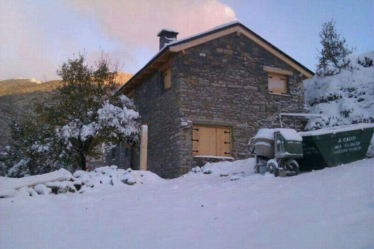 Three-Bedroom House in Biescas, Pirineo Aragonés