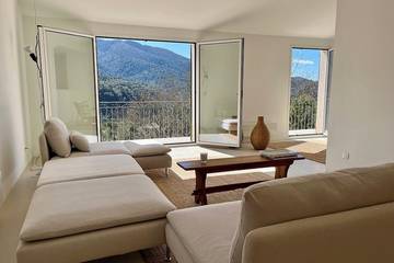 Gîte pour 10 personnes, avec piscine et jardin à Vauvenargues