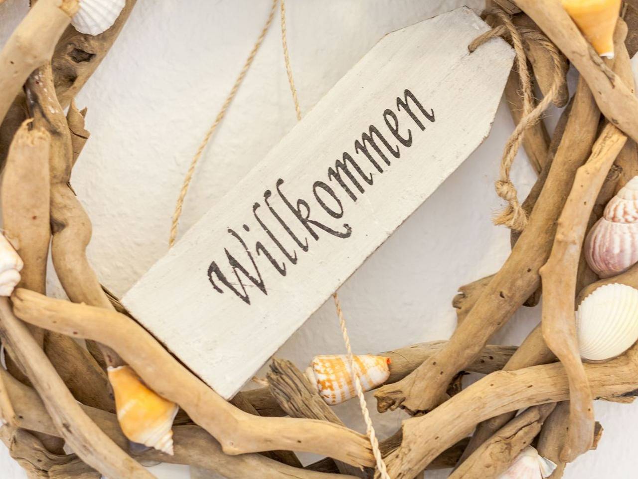 Ganze Ferienwohnung, Haus Am Dorfteich, App. 2 - 2-Raum-Appartement im Erd- und Untergeschoss mit ca. 40m² Nutzfläche in Wenningstedt, Sylt