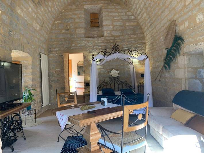 Location de vacances pour 2 personnes, avec piscine ainsi que jacuzzi et jardin à Quézac - 3