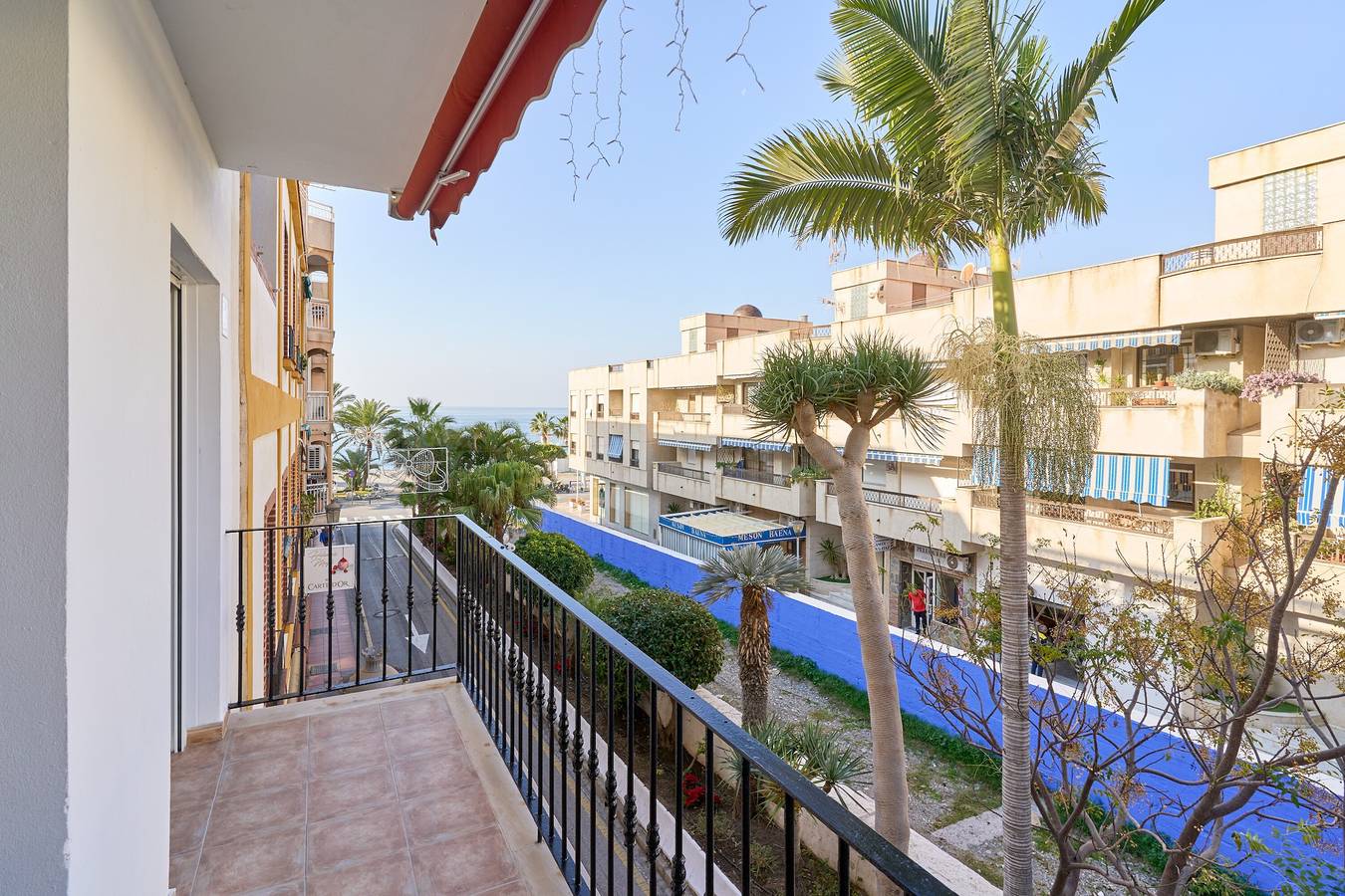 Appartement entier, Appartement 'El Sol Del Sur' avec vue mer, Wi-Fi et climatisation in La Herradura, Almuñecar