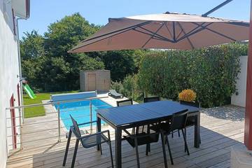 Gîte pour 8 personnes, avec jardin à Jatxou