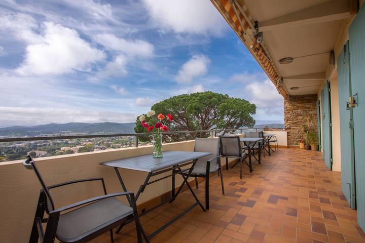 Ferienwohnung für 2 Personen, mit Balkon und Garten in Var