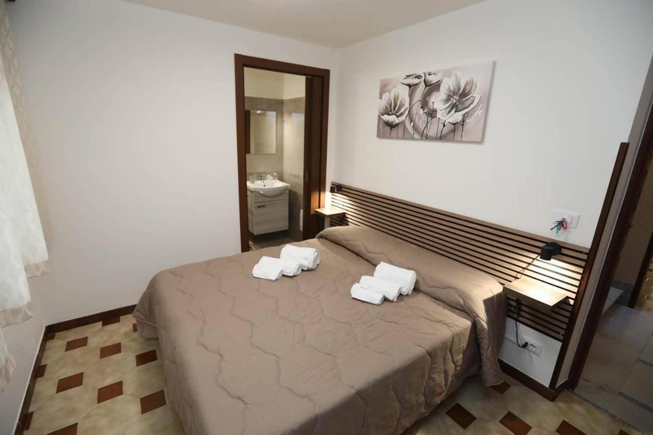 Single Room with Private Bathroom in Salemi, Provincia di Trapani