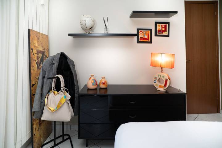 Appartamento intero, Milano Malpensa - L'oasi di Corina: Garden Escape, WIFI & Mxp in Somma Lombardo, Provincia di Varese