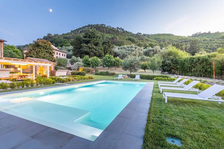 Villa pour 14 personnes, avec jardin à Capannori