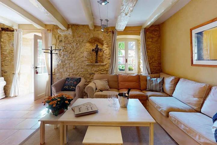 Gîte pour 11 personnes, avec sauna et balcon à Sainte-Foy-de-Longas