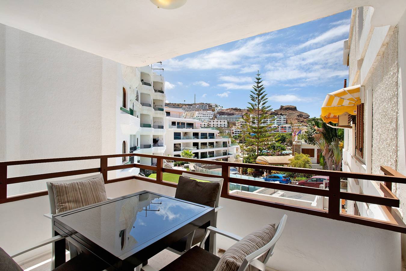 Entire apartment, Vacation Apartment 'Apartamento Junto A La Playa' with Wi-Fi and Air Conditioning in Playa de Puerto Rico, South Gran Canaria
