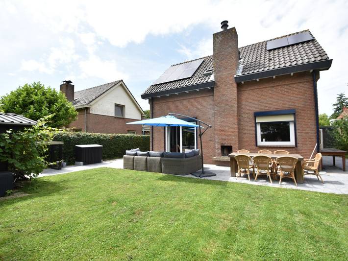 Ferienhaus für 8 Personen, mit Terrasse in Bruinisse
