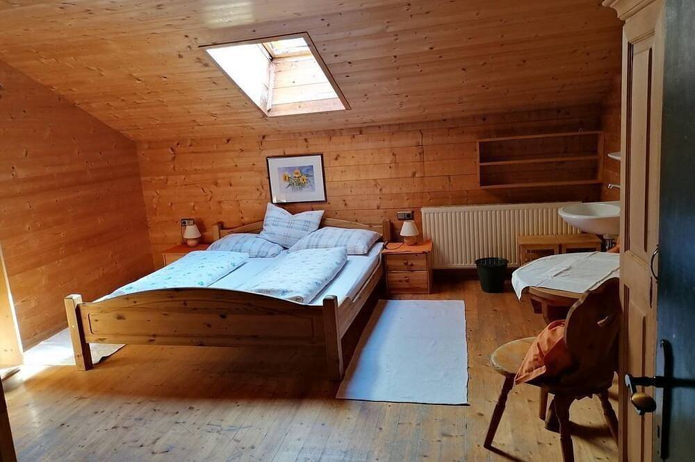 4-Bett-Zimmer - Hausbergerhof Gästehaus Ainberger in Brixlegg, Kaisergebirge