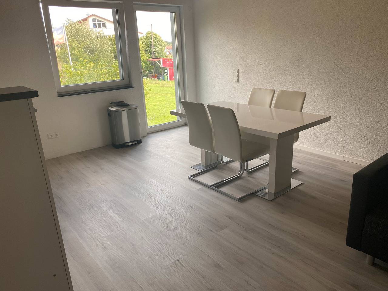 Ganze Wohnung, Apartment 'Ferienwohnung, 100 qm' mit gemeinsamer Terrasse, gemeinsamem Garten und Wlan in Hohenhaslach, Sachsenheim