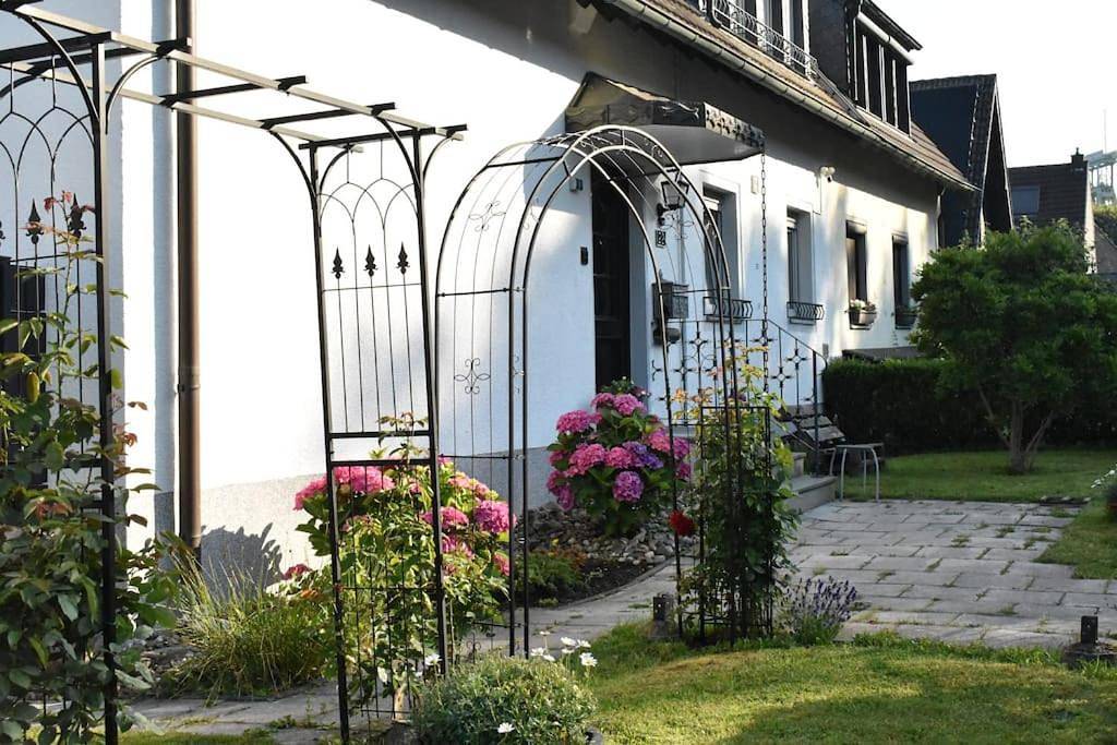 Ganze Wohnung, Schöne Wohnung in Oberhausen in Oberhausen, Ruhrgebiet