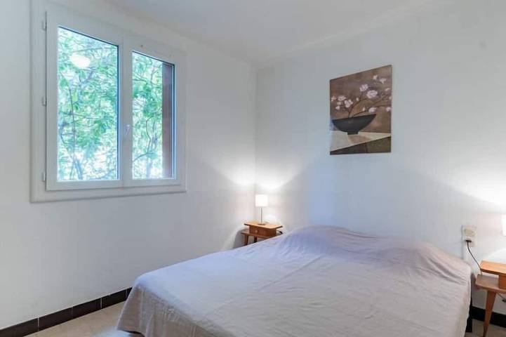 Gîte pour 3 personnes dans Plage de Saint-Cyr sur Mer Les Lecques - 2