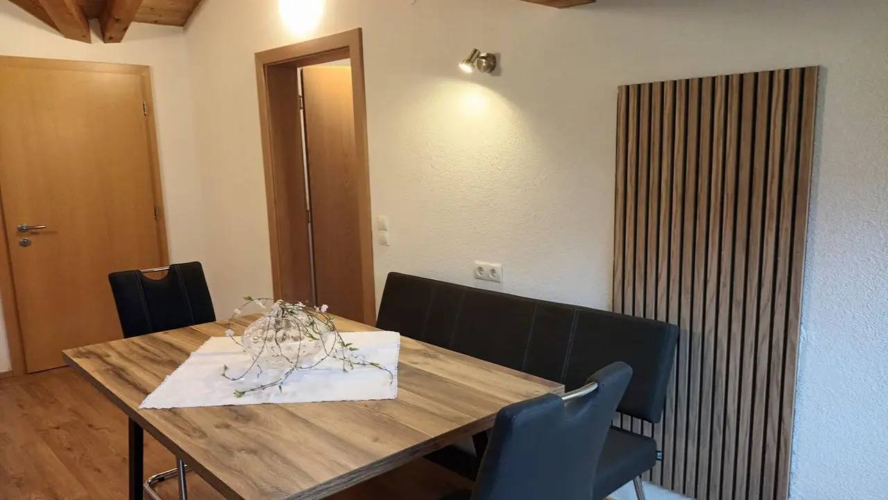 Ganze Ferienwohnung, Ferienwohnung für 4 Personen (50 m²) in Hochgallmig in Fließ, Bezirk Landeck
