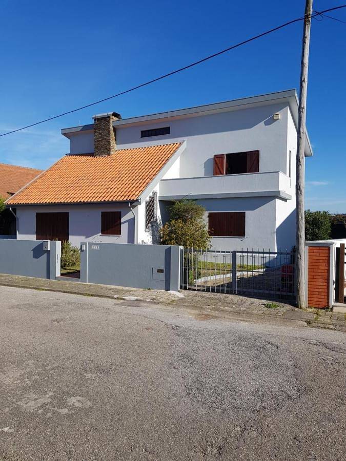 Alojamiento y desayuno para 2 personas con piscina in Esmoriz, Distrito de Aveiro