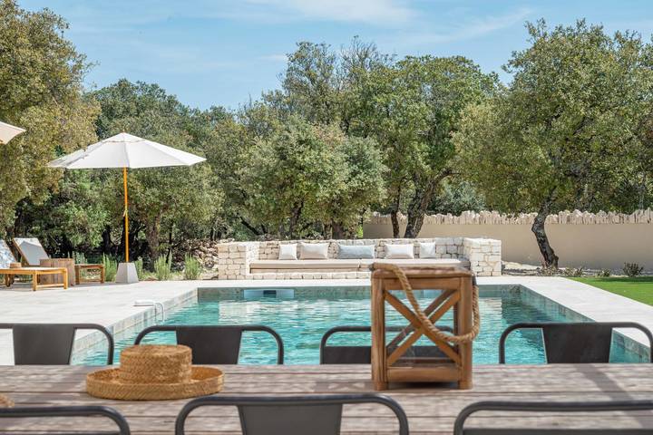 Location de vacances pour 15 personnes, avec piscine et jardin à Bonnieux - 2