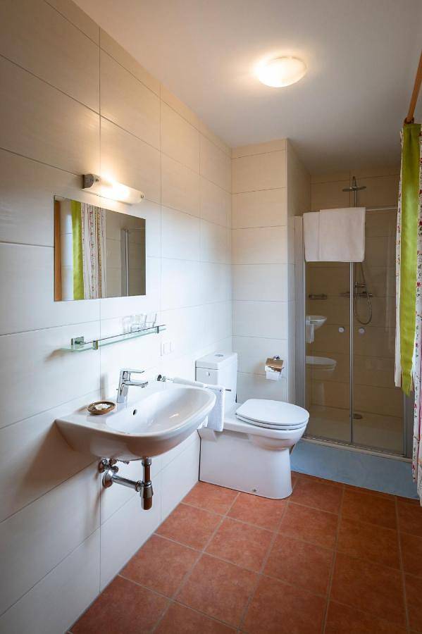 Apartment with Lake View in Bezirk Salzburg-Umgebung